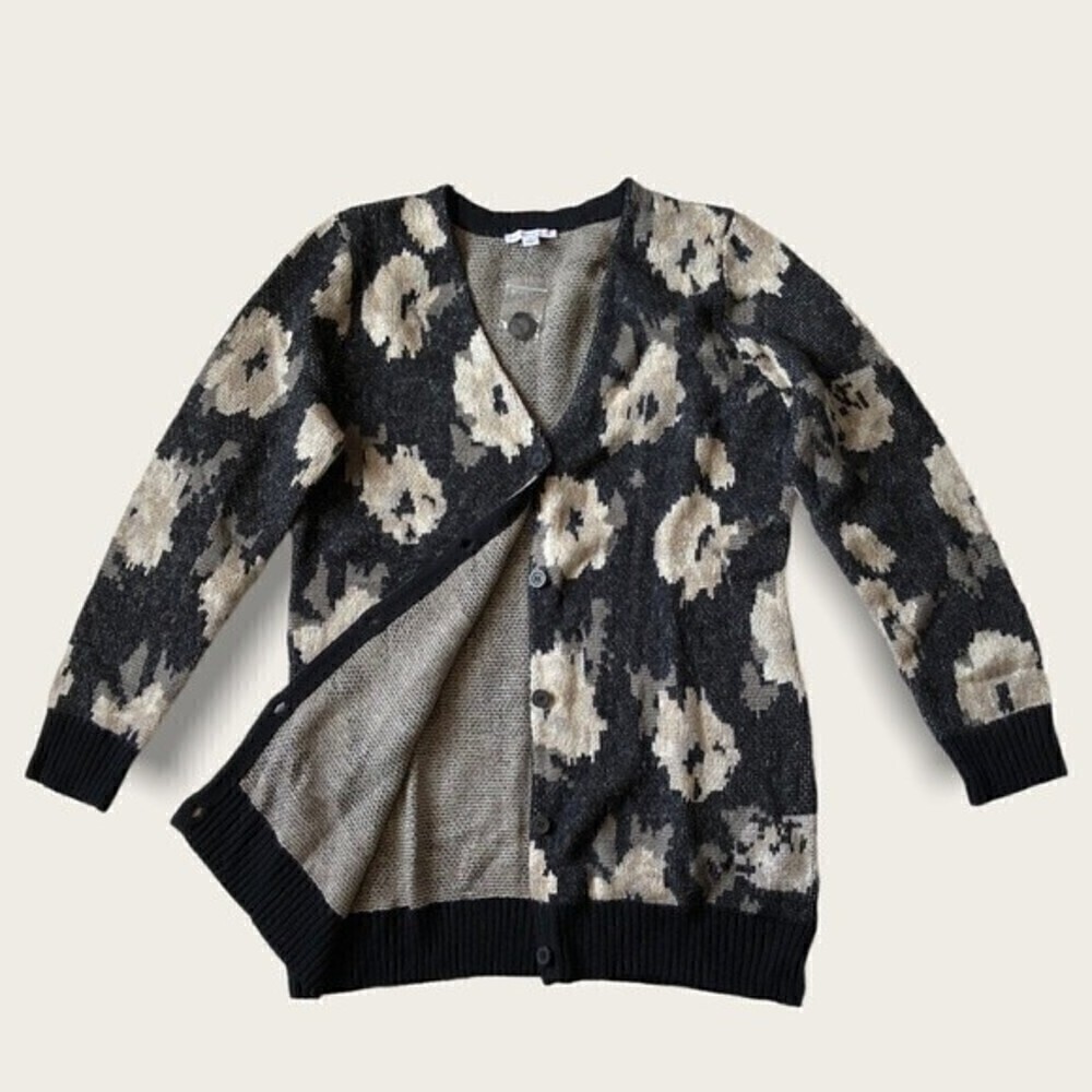 Isaac Mizrahi Knit Floral Intarsia Long Cardigan Sweater Button Front V-Neck M - Picture 5 of 15